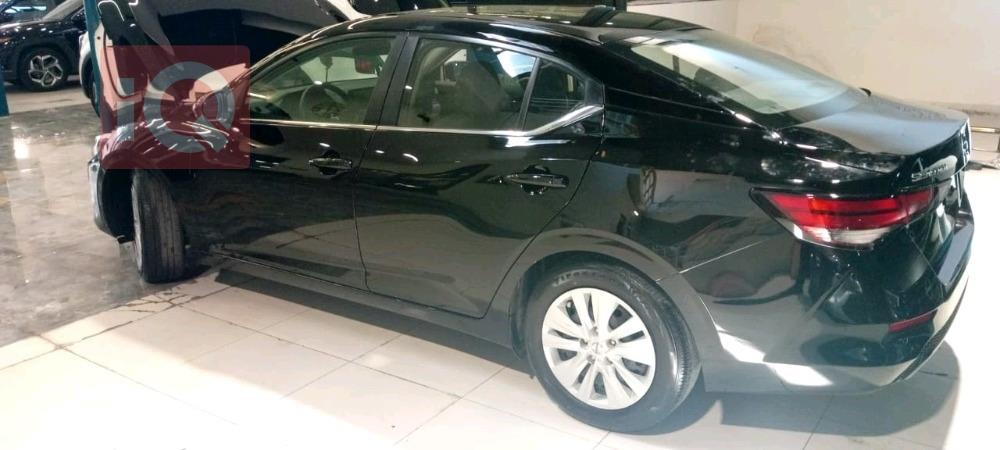 نيسان سنترا